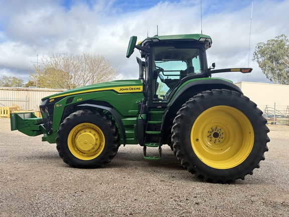 John Deere 8R 370 image 3