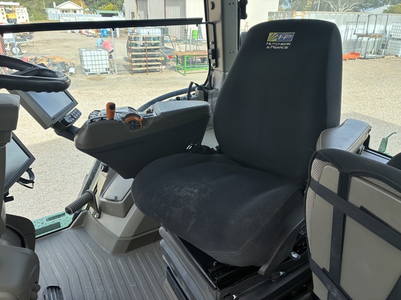 John Deere 8R 370 image 33