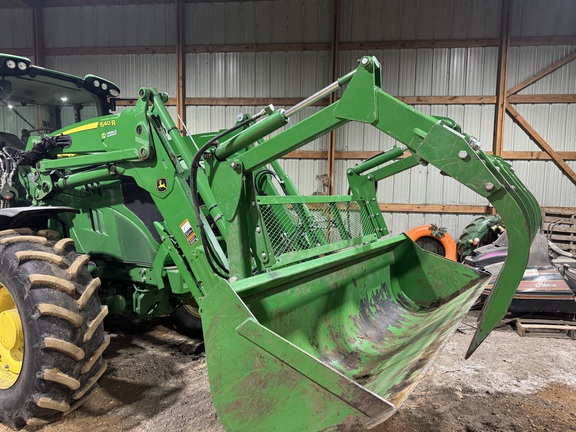 2021 John Deere 640R - Photo1