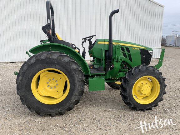 Photo of 2025 John Deere 5060E
