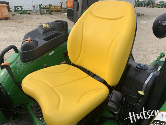 Photo of 2025 John Deere 5060E