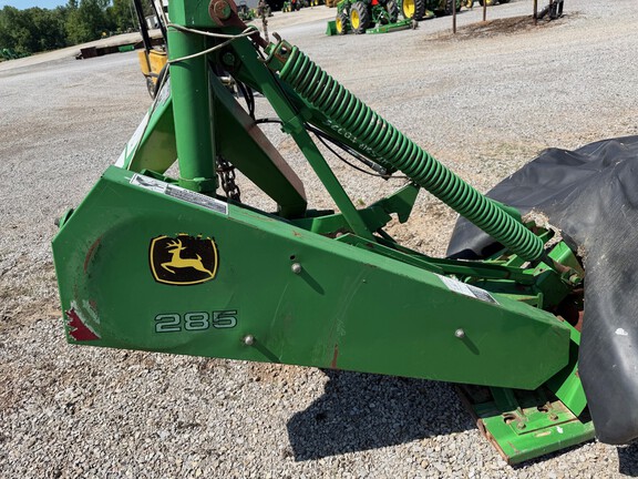 2009 John Deere 285