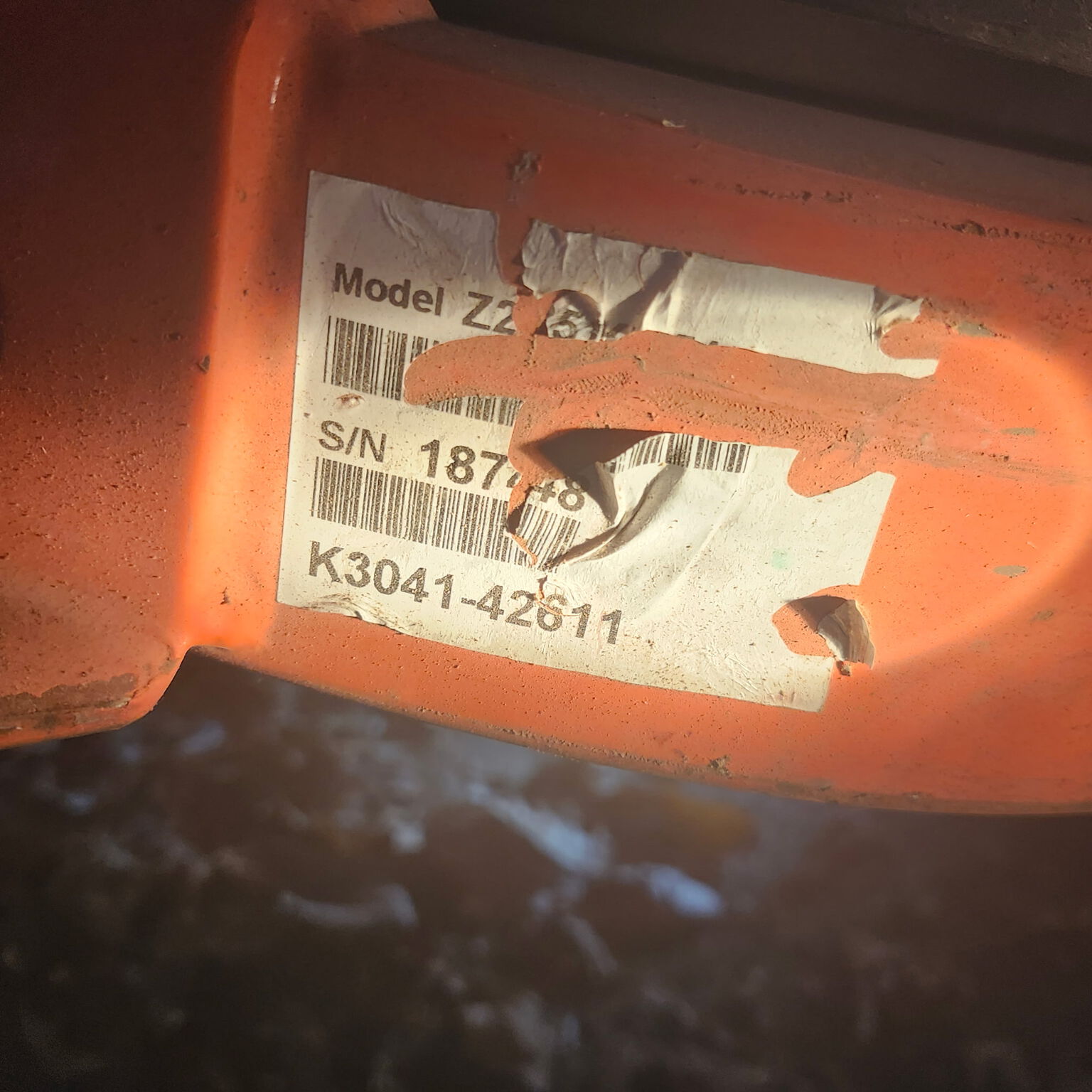 Used 2022 Kubota Z251 Zero Turn Mowers at Koenig Equipment in Franklin, IN - PhotoXL7