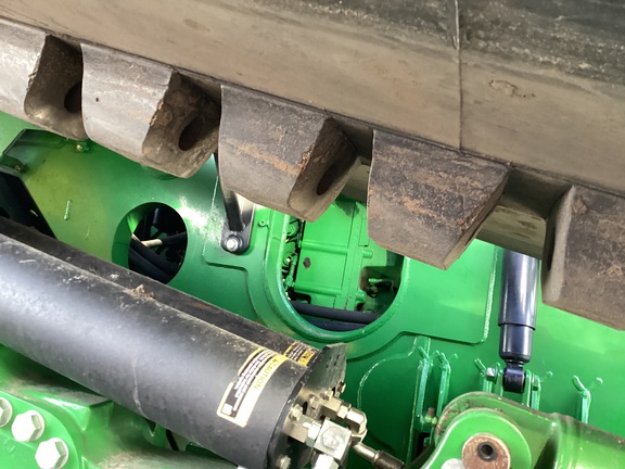 2025 John Deere 9RT 590 - Photo10