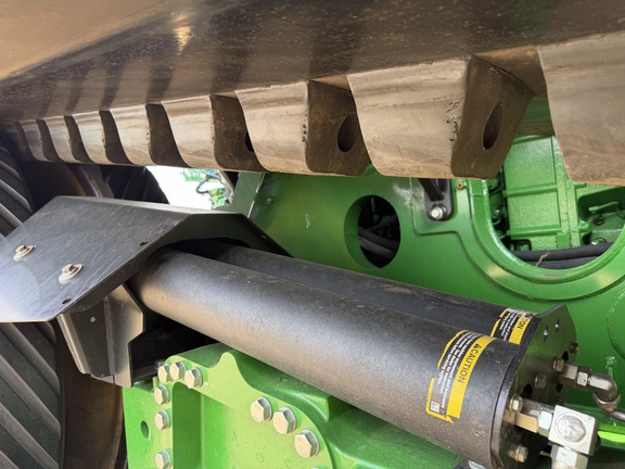 2025 John Deere 9RT 590 - Photo17