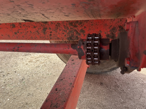 Kuhn Knight 3142 (23rd thumbnail)