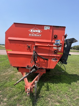 Kuhn Knight 3142 (3rd thumbnail)