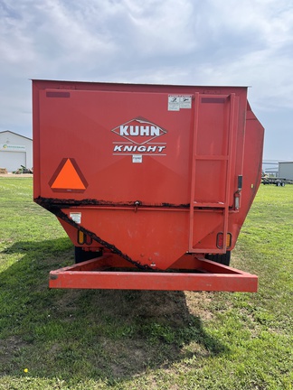 Kuhn Knight 3142 (4th thumbnail)