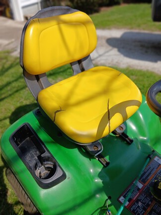 Used 2013 John Deere X300 Lawn & Garden Tractors at Koenig Equipment in Greensburg, IN - Photo4