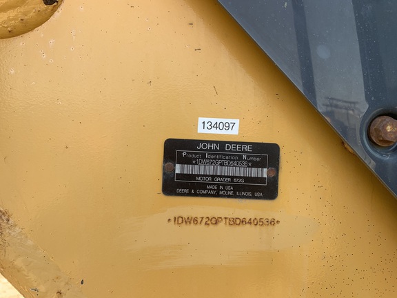 2011 John Deere 672G