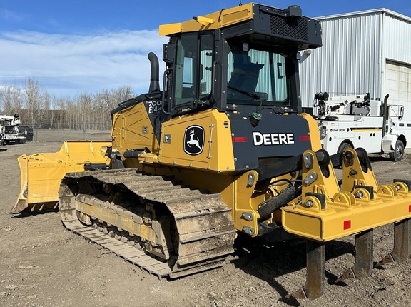 2023 John Deere 700L