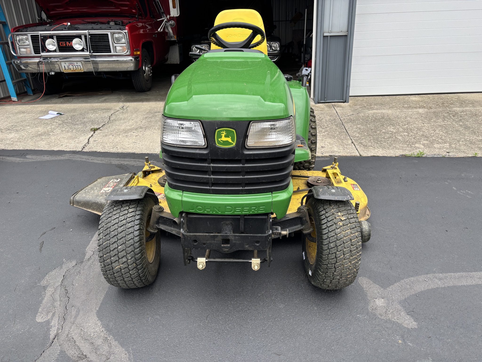 Used 2008 John Deere X720 Lawn & Garden Tractors at Koenig Equipment in Urbana, OH - PhotoXL2