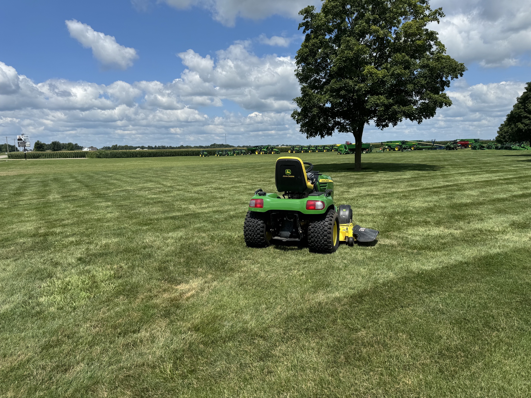 Used 2008 John Deere X720 Lawn & Garden Tractors at Koenig Equipment in Urbana, OH - PhotoXL43