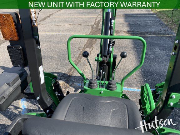 Photo of 2025 John Deere 1025R