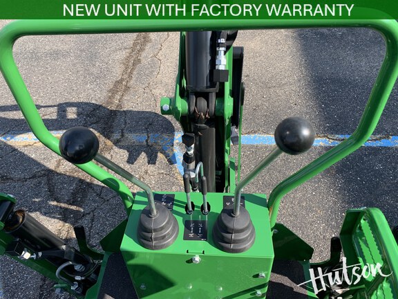 Photo of 2025 John Deere 1025R