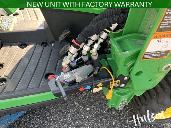 Photo of 2025 John Deere 1025R