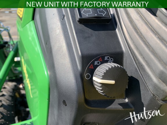 Photo of 2025 John Deere 1025R