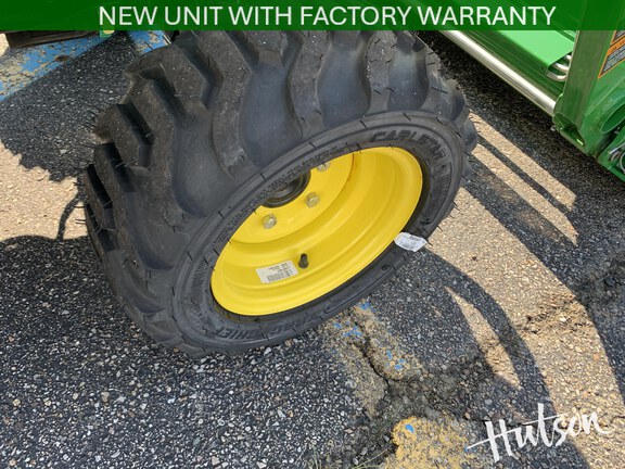 Photo of 2025 John Deere 1025R