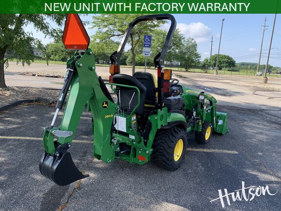 Photo of 2025 John Deere 1025R