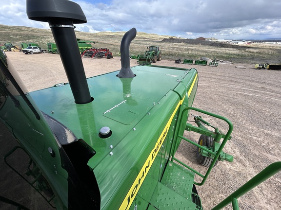 2024 John Deere W235R (11th thumbnail)