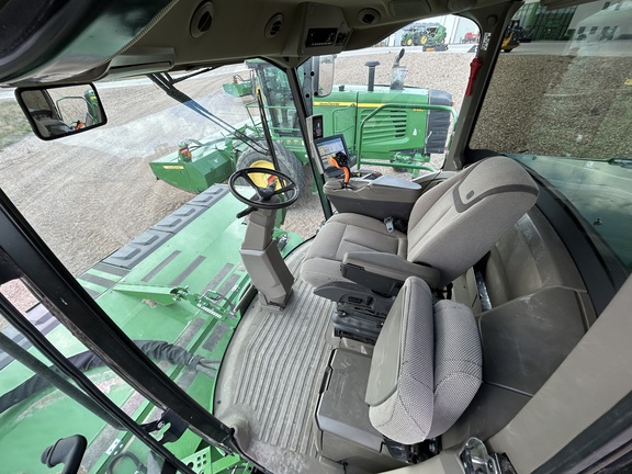 2024 John Deere W235R (7th thumbnail)