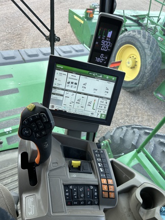 2024 John Deere W235R (5th thumbnail)