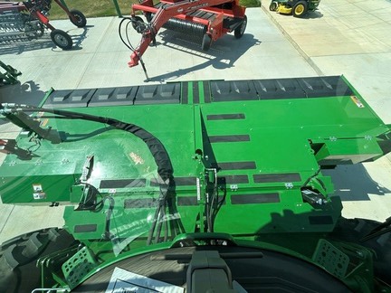 2024 John Deere W235R (13th thumbnail)