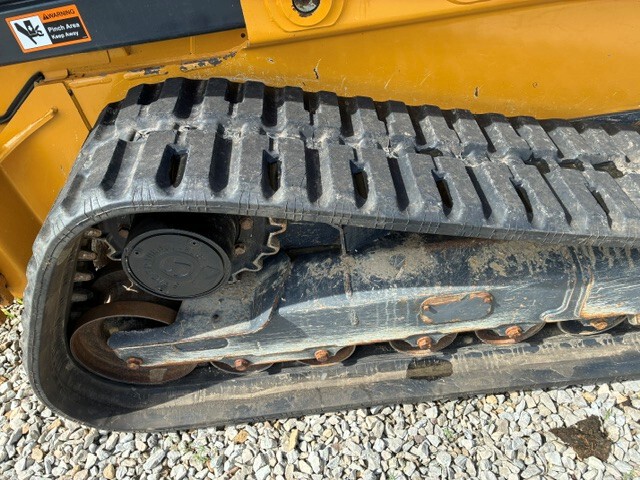 Used 2020 John Deere 333G Compact Track Loaders at Koenig Equipment in Greensburg, IN - PhotoXL4