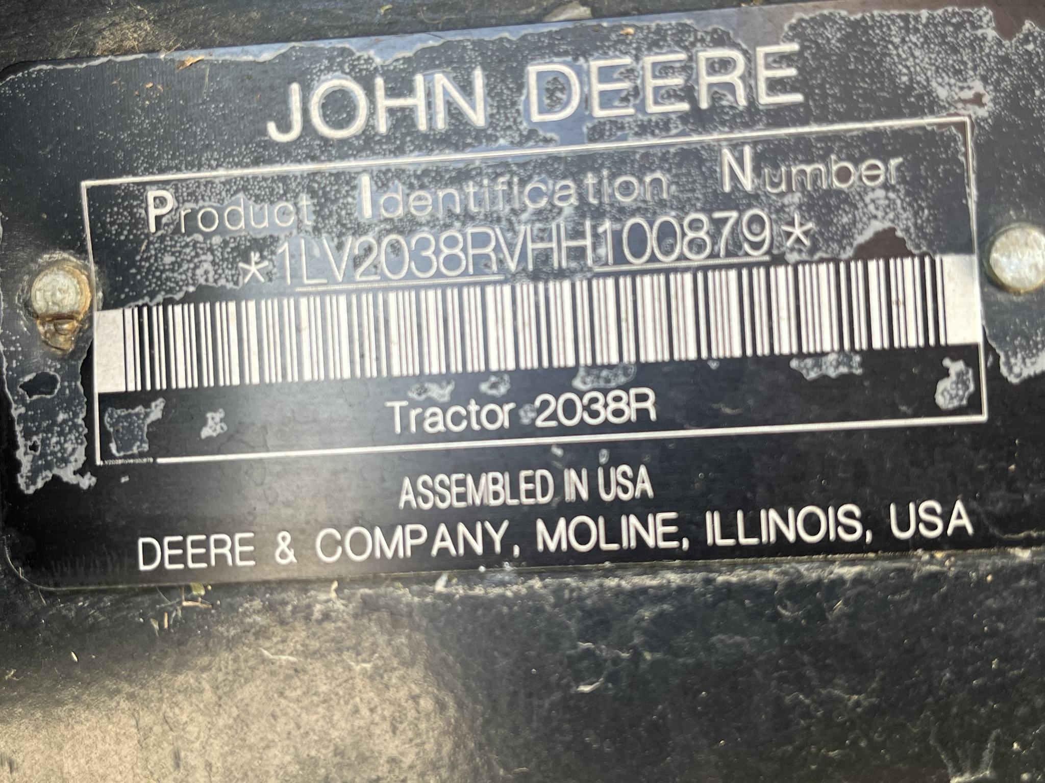 2017 John Deere 2038R Image 12