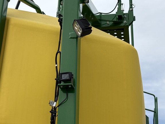 Used 2025 John Deere C850T Air Carts at Horizon Ag & Turf in Lloydminster, AB - Photo6