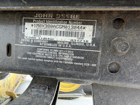 2016 John Deere X380 - Photo22