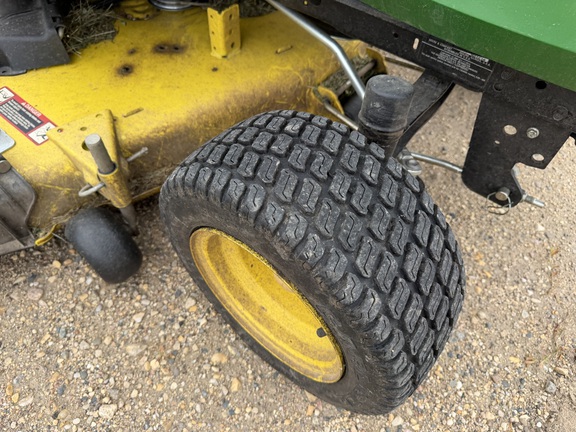 2016 John Deere X380 - Photo11