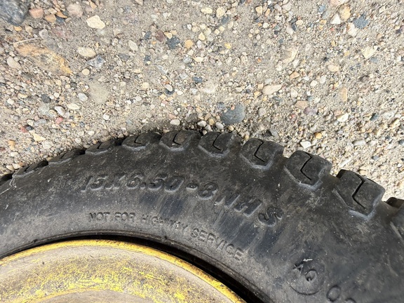 2016 John Deere X380 - Photo9