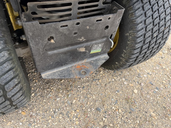 2016 John Deere X380 - Photo15