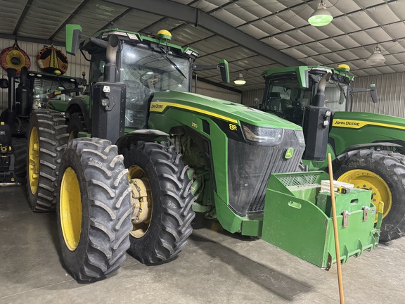 2023 John Deere 8R 370 - Photo1