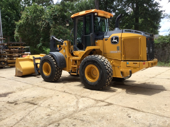 Photo of a 2024 John Deere 544 P