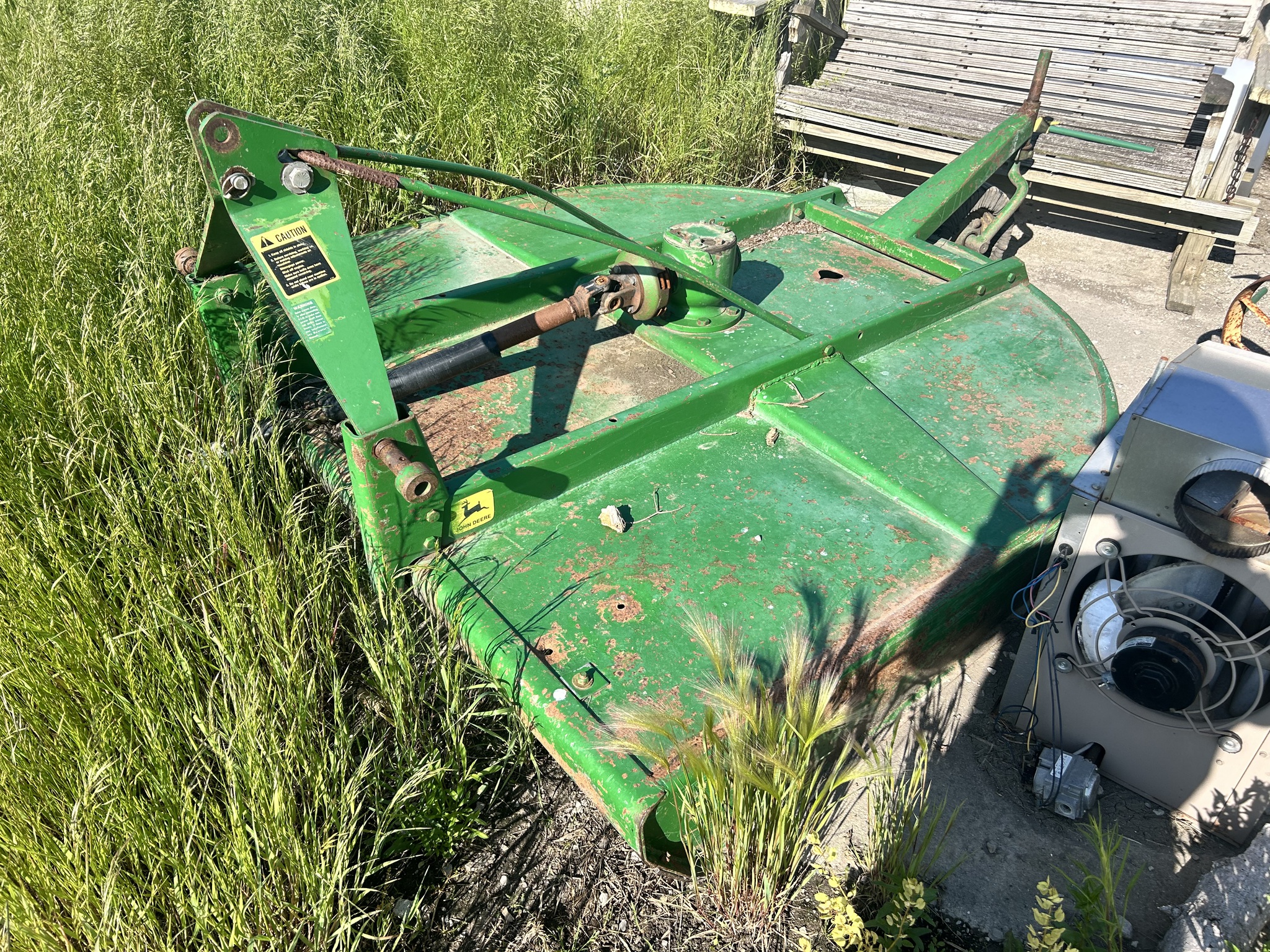 John Deere 709 Image 1