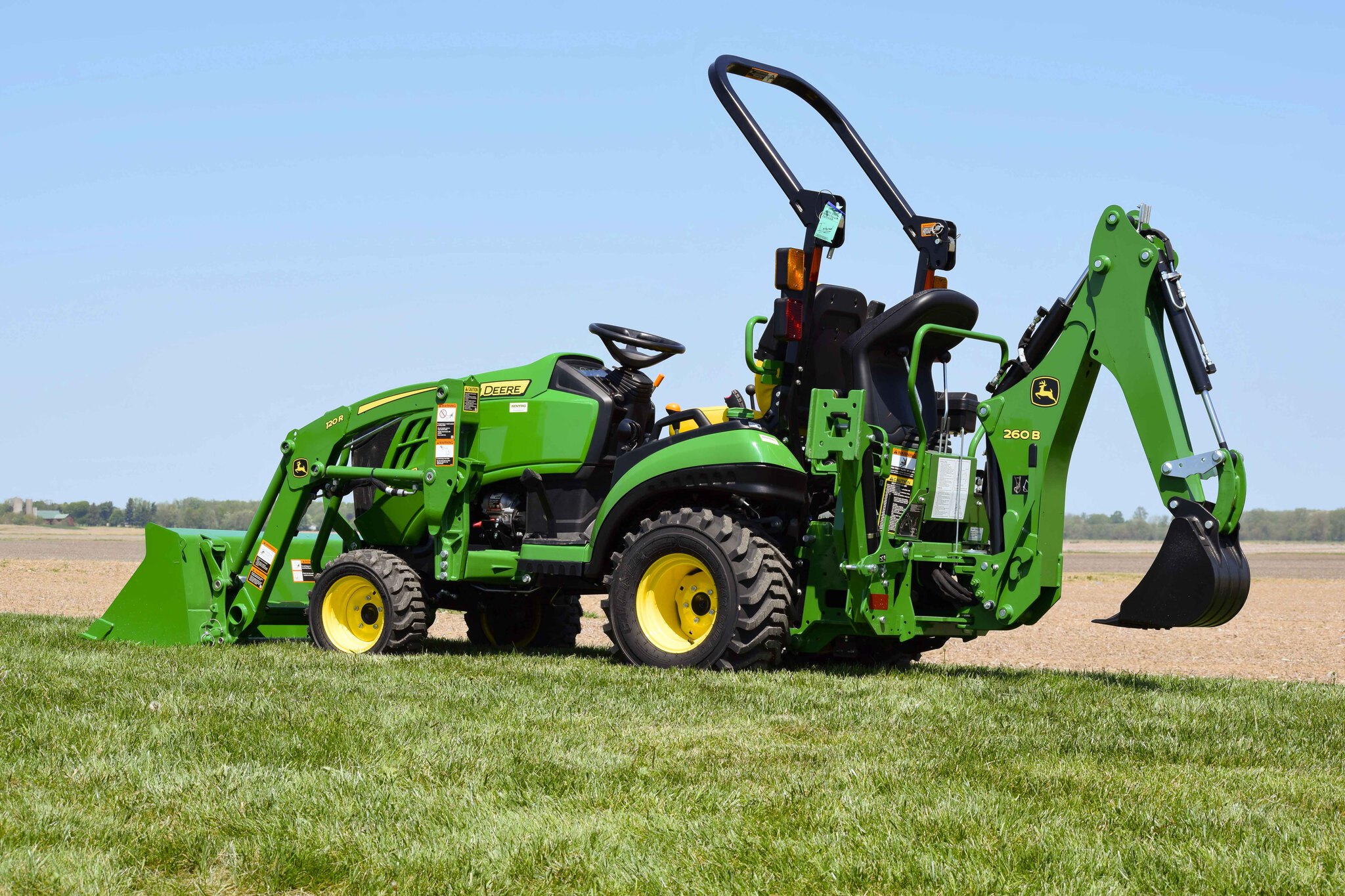 New In-Stock 2026 John Deere 1025R Compact Utility Tractors at Koenig Equipment in Botkins, OH - PhotoXL0