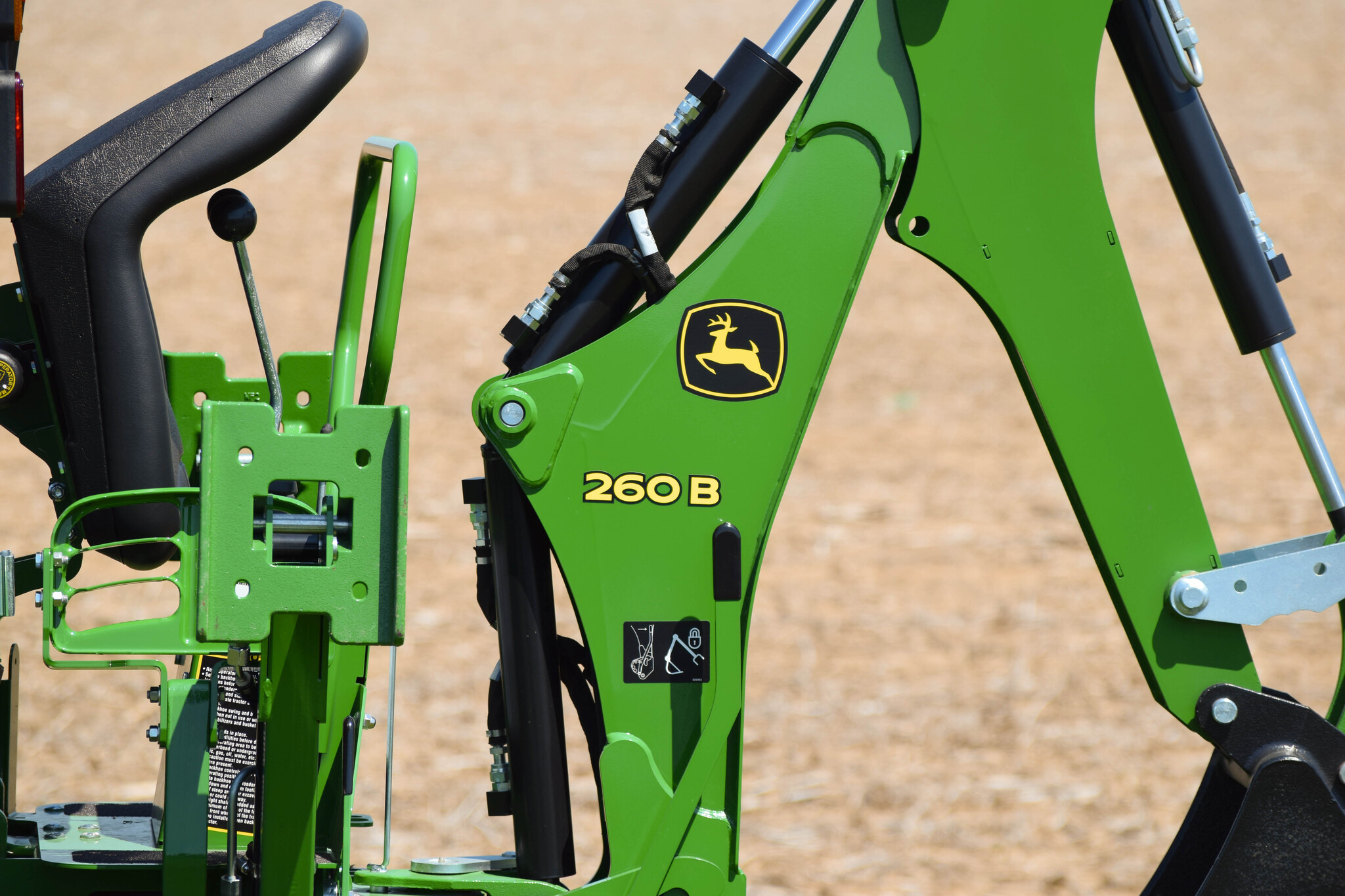 New In-Stock 2026 John Deere 1025R Compact Utility Tractors at Koenig Equipment in Botkins, OH - PhotoXL6