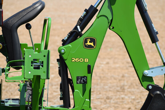 New In-Stock 2026 John Deere 1025R Compact Utility Tractors at Koenig Equipment in Botkins, OH - Photo6