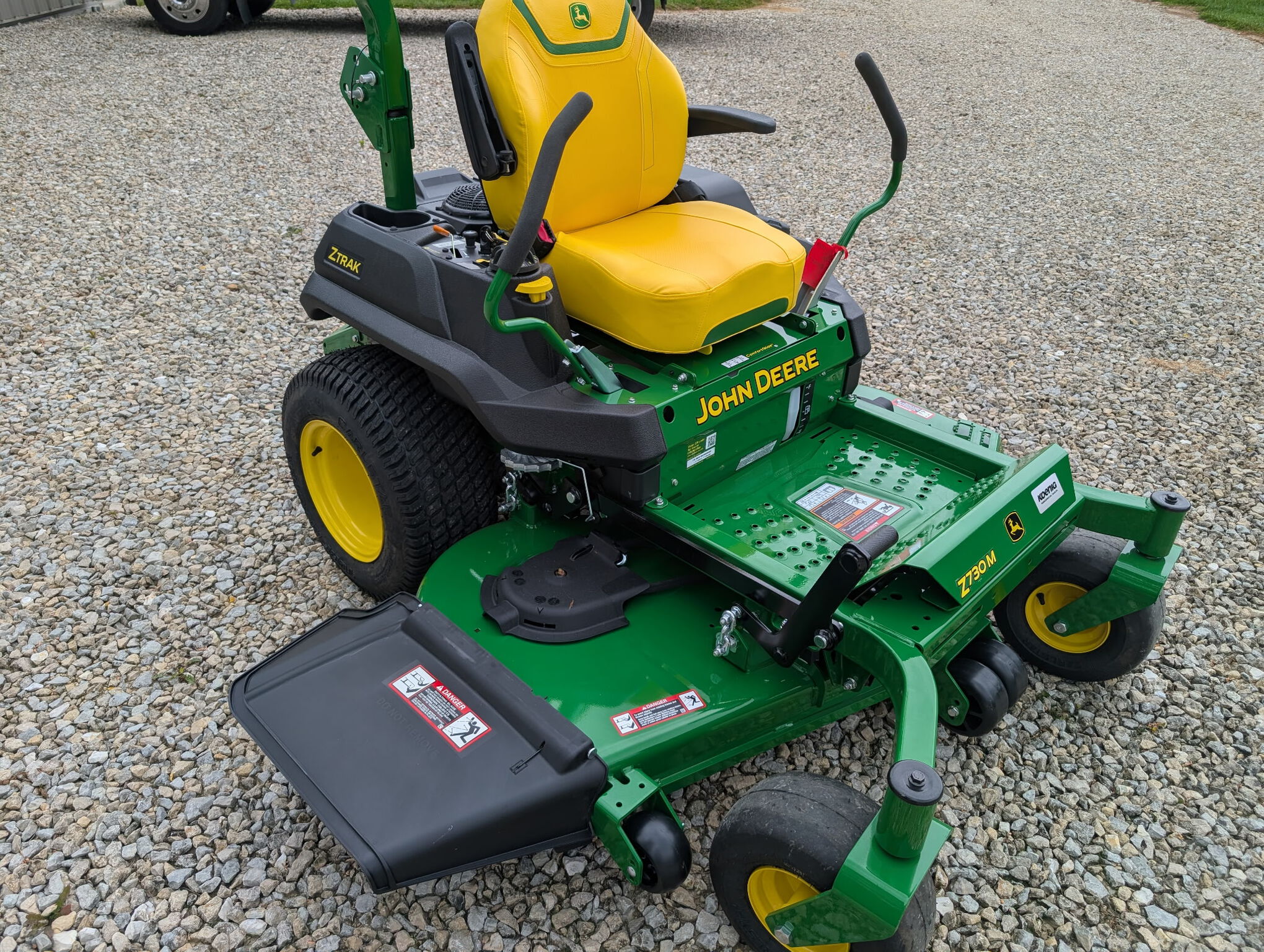 Used 2026 John Deere Z730M Zero Turn Mowers at Koenig Equipment in Oxford, OH - PhotoXL8