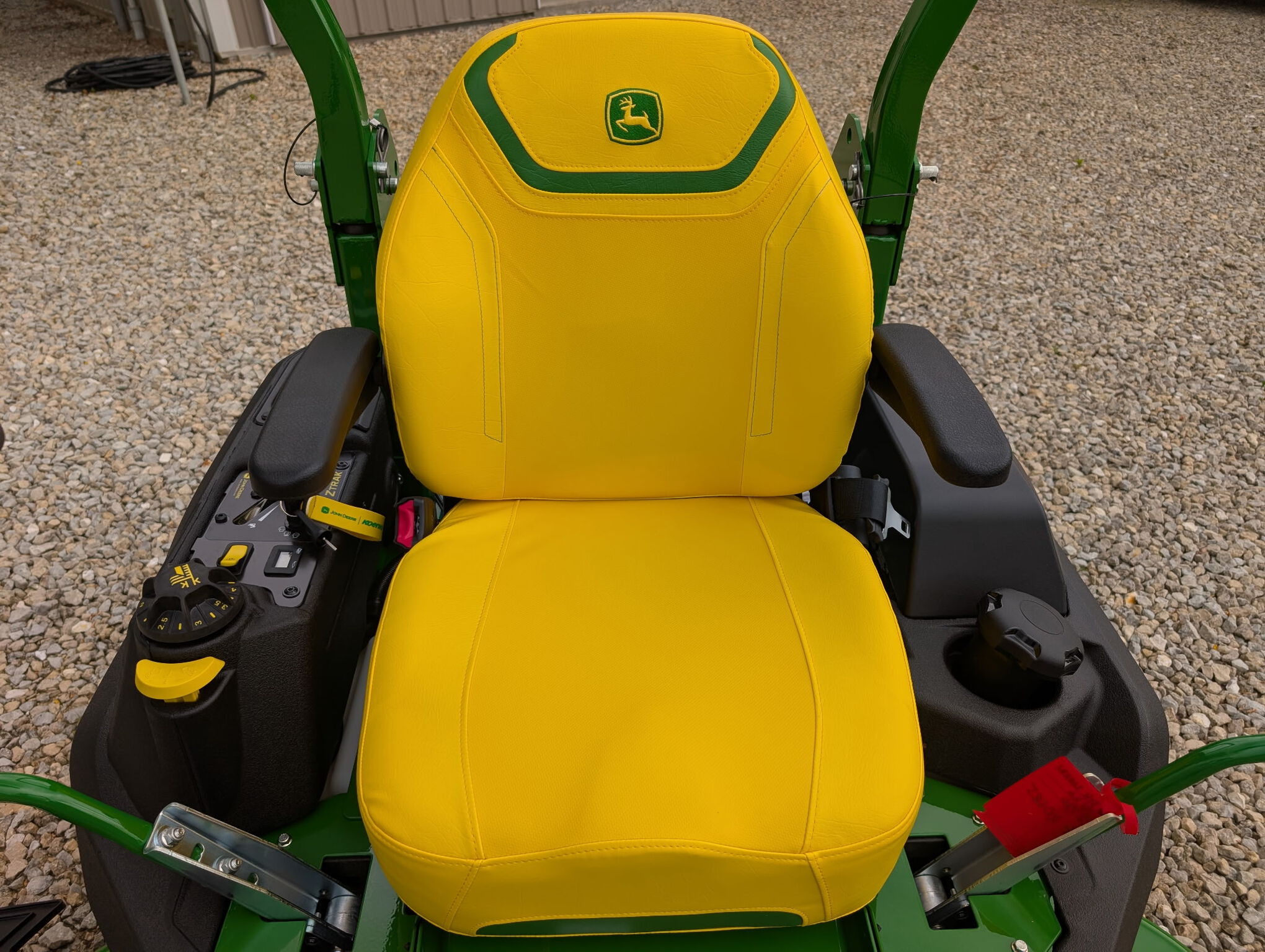 Used 2026 John Deere Z730M Zero Turn Mowers at Koenig Equipment in Oxford, OH - PhotoXL16