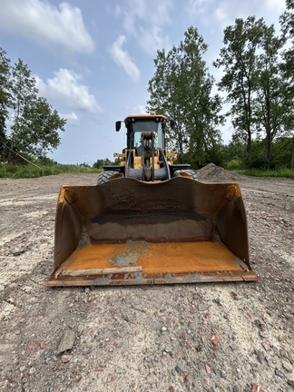 2023 John Deere 624 P