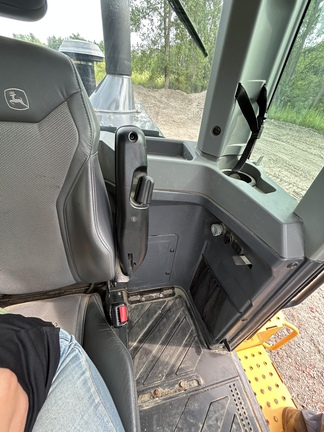 2023 John Deere 624 P