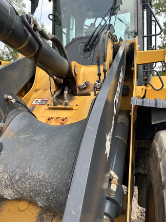 2023 John Deere 624 P