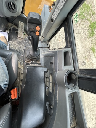 2023 John Deere 624 P
