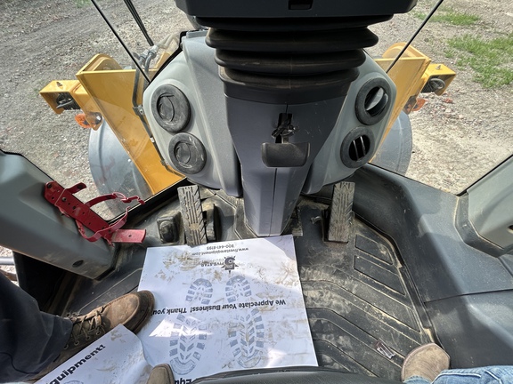 2023 John Deere 624 P