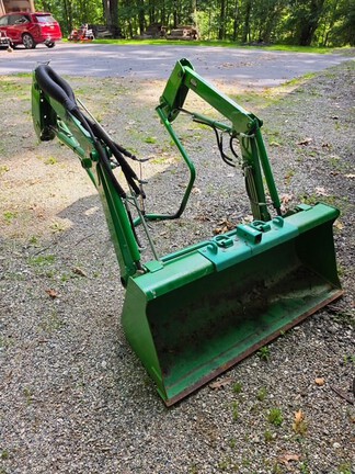 Photo of 2015 John Deere 1025R