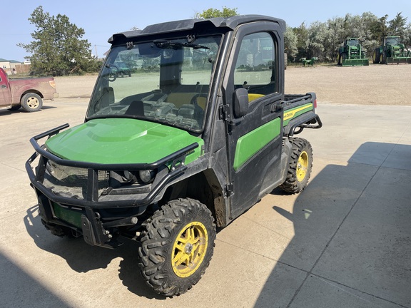2022 John Deere XUV 835M Used Equipment