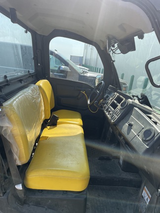 2022 John Deere XUV 835M (11th thumbnail)